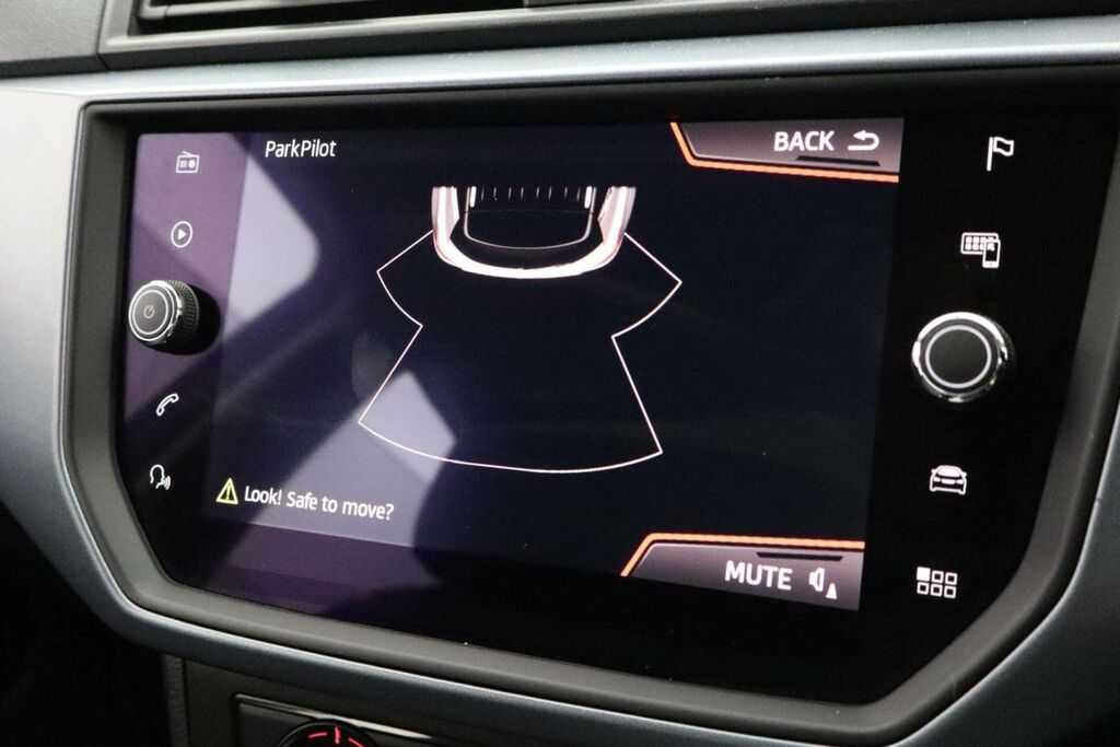 Seat Arona  Black #13