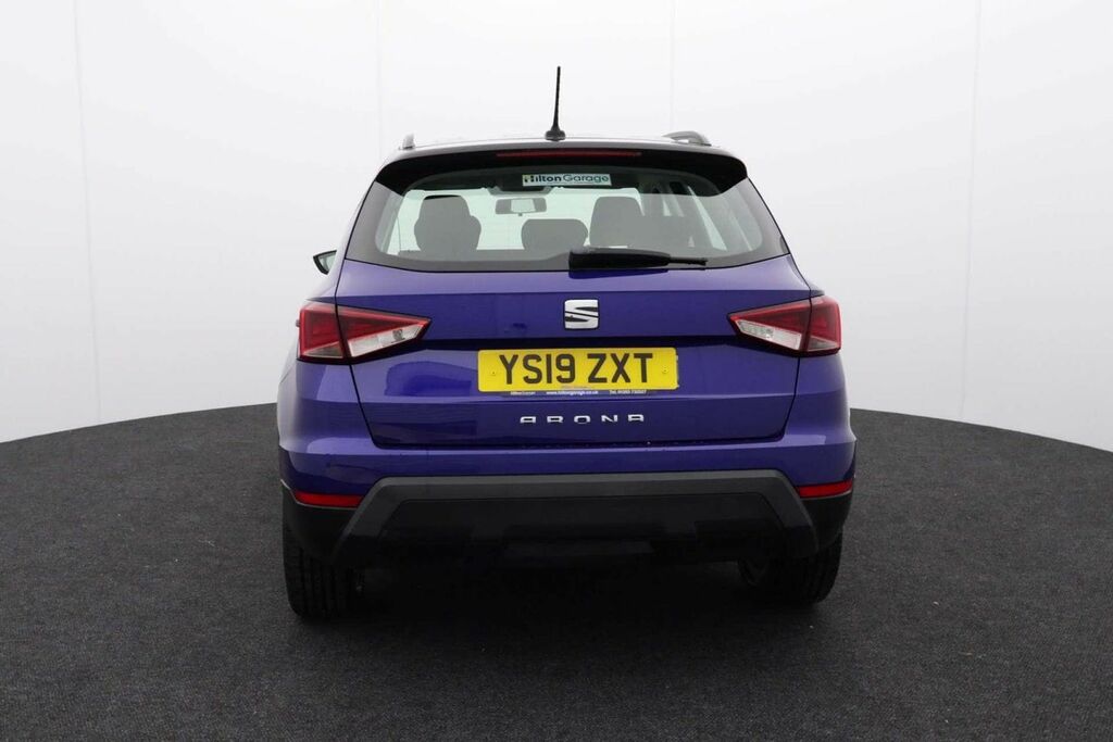 Seat Arona  Black #6