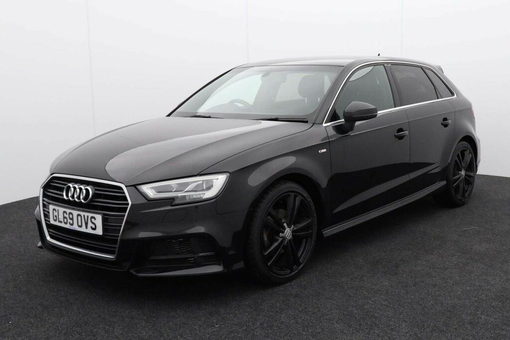 Audi A3 1.5 A3 Sportback 35 Tfsi S Line Black #3