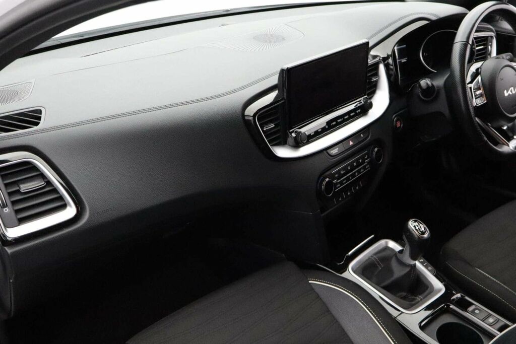 Kia Proceed 1.5L Gt-line Blue #30