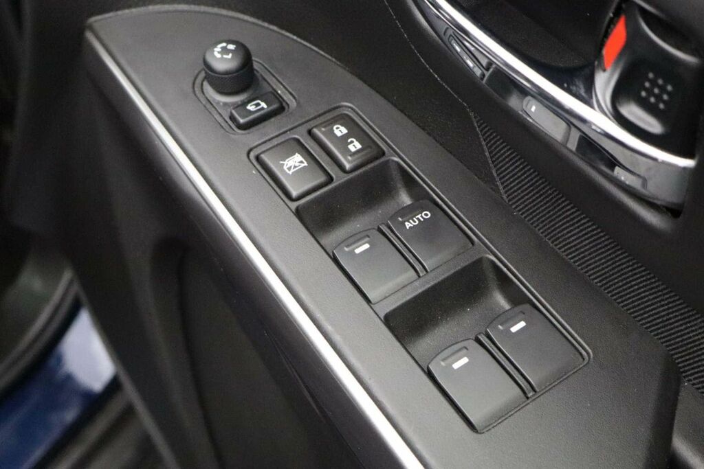 Suzuki SX4 S Cross Hatchback Black #21
