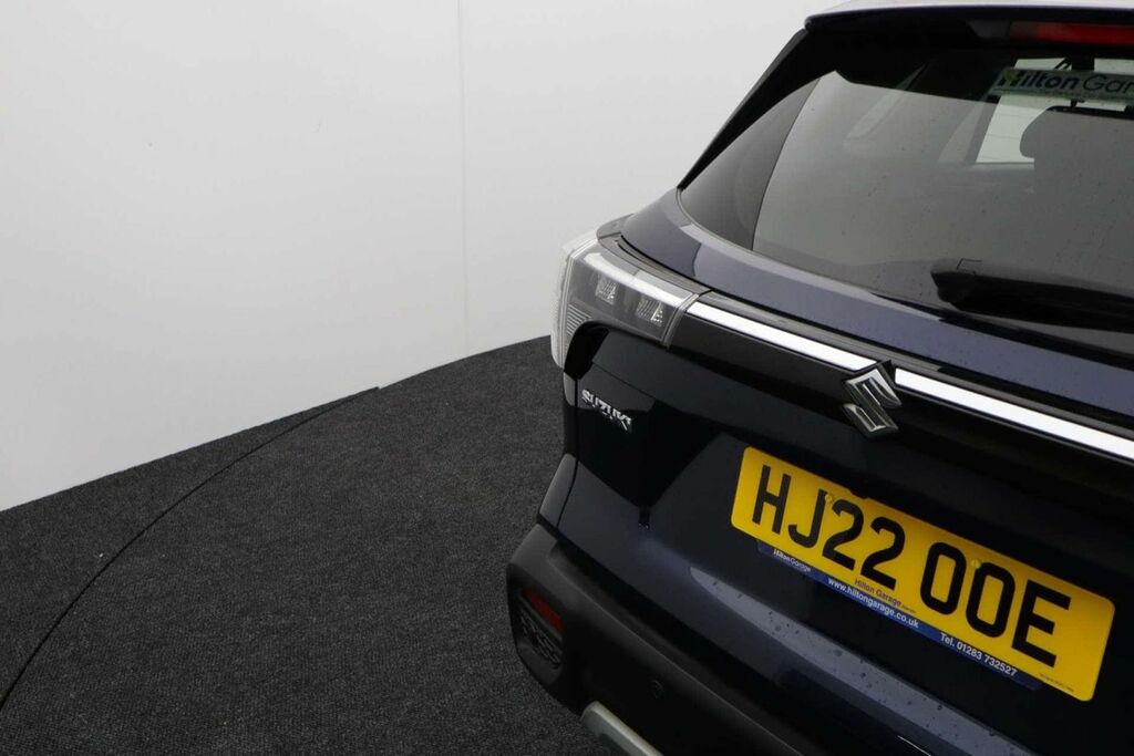 Suzuki SX4 S Cross Hatchback Black #24