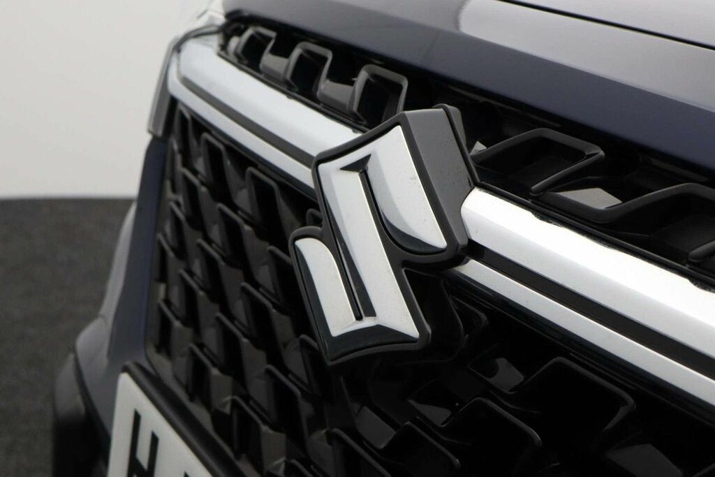Suzuki SX4 S Cross Hatchback Black #31