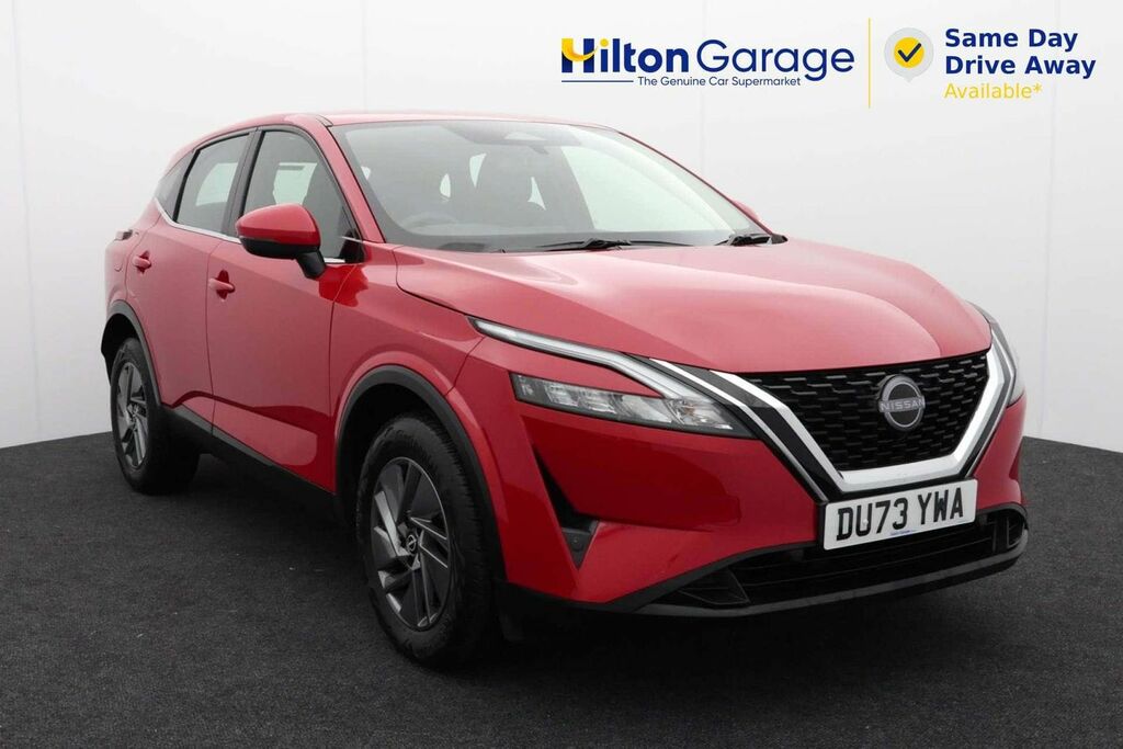 Nissan Qashqai 1.3 Qashqai Acenta Premium Dig-t Mhev Red