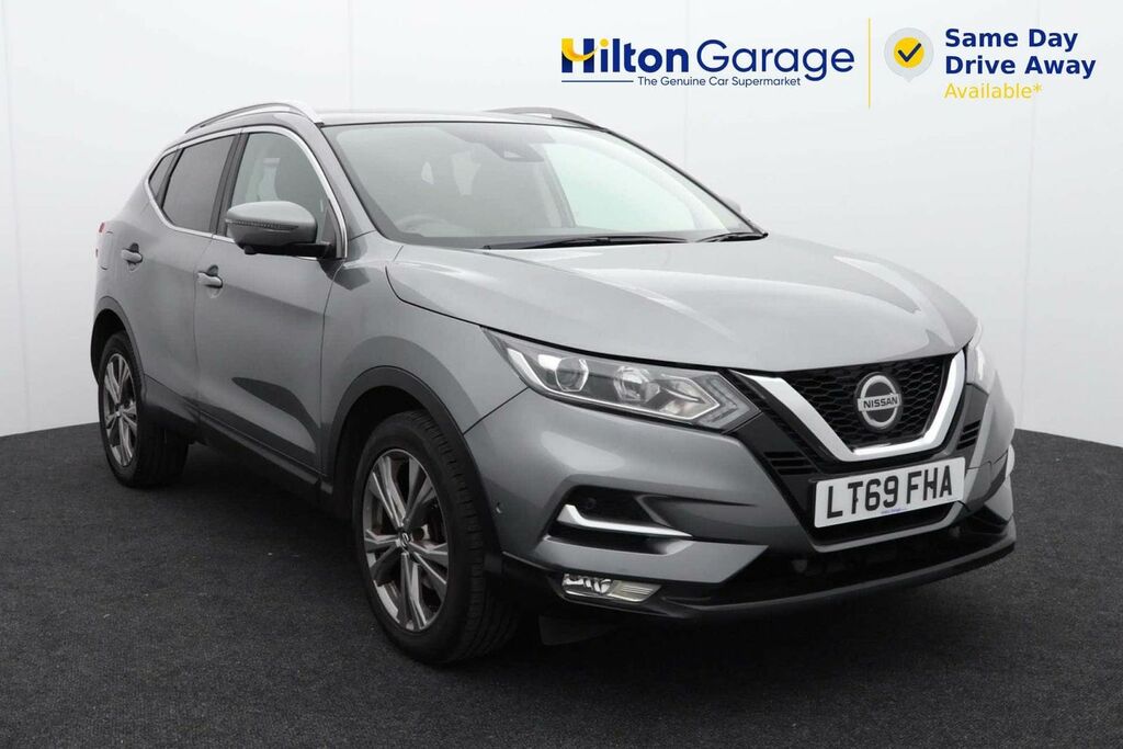 Nissan Qashqai 1.3 Qashqai N-connecta Dig-t Grey
