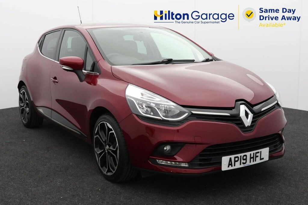 Renault Clio 0.9 Clio Iconic Tce Red