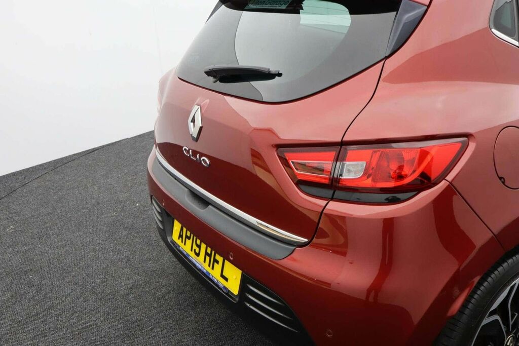 Renault Clio Clio Iconic Tce Black #25