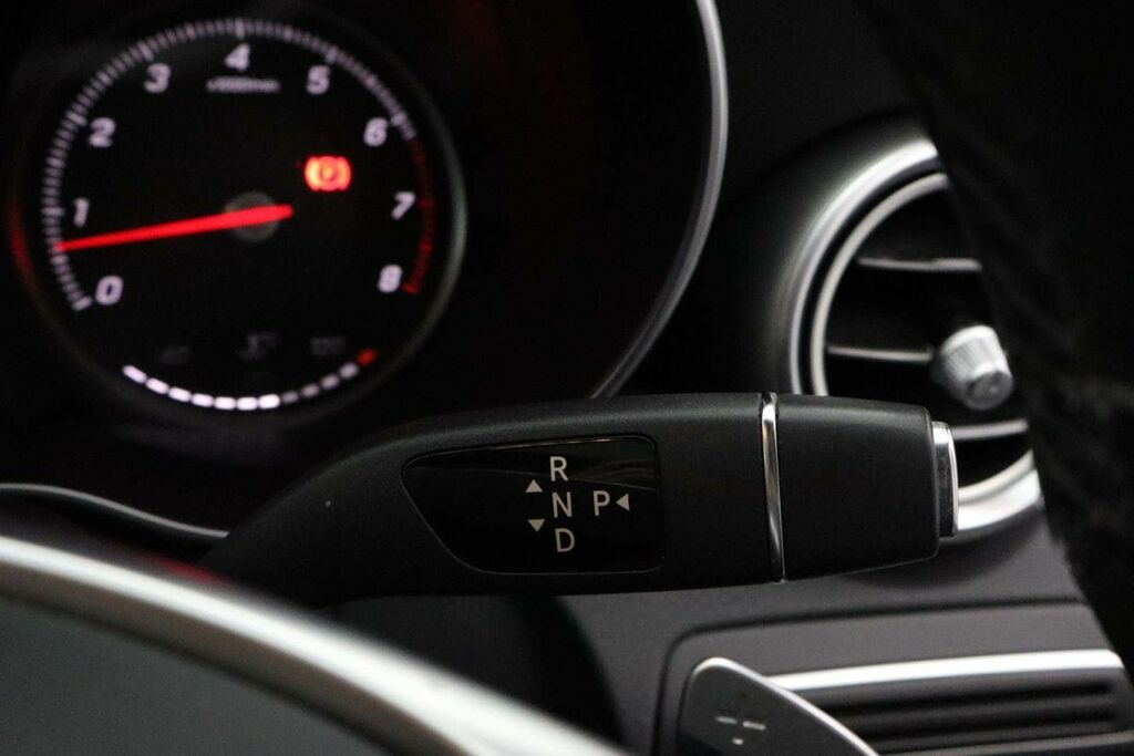 Mercedes-Benz C Class D Se White #32