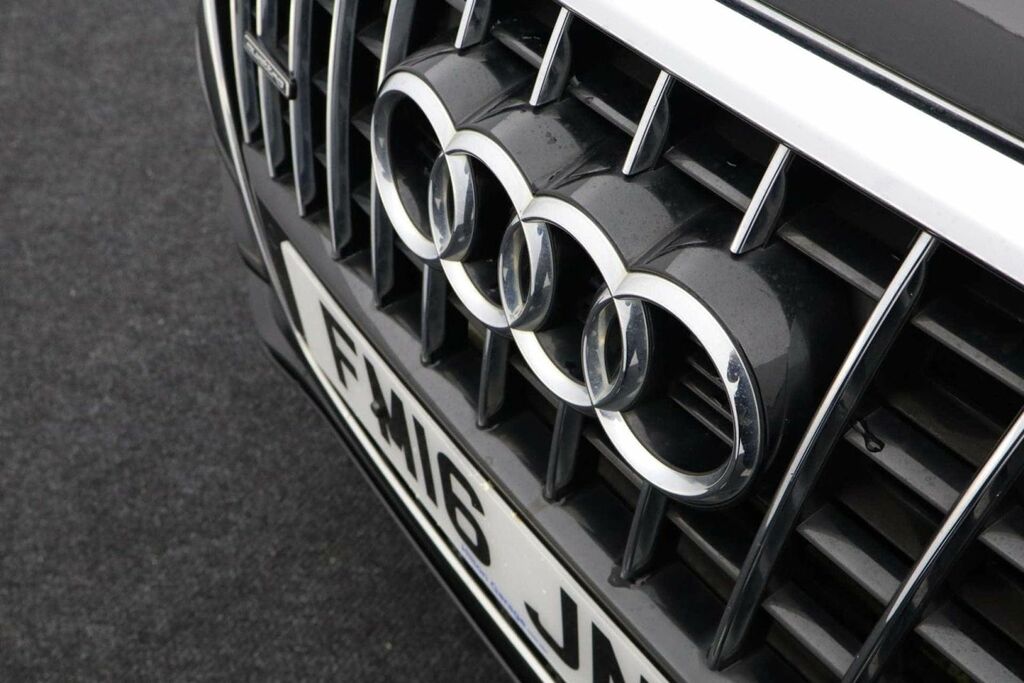 Audi Q5 Tdi Quattro S Line Plus White #41