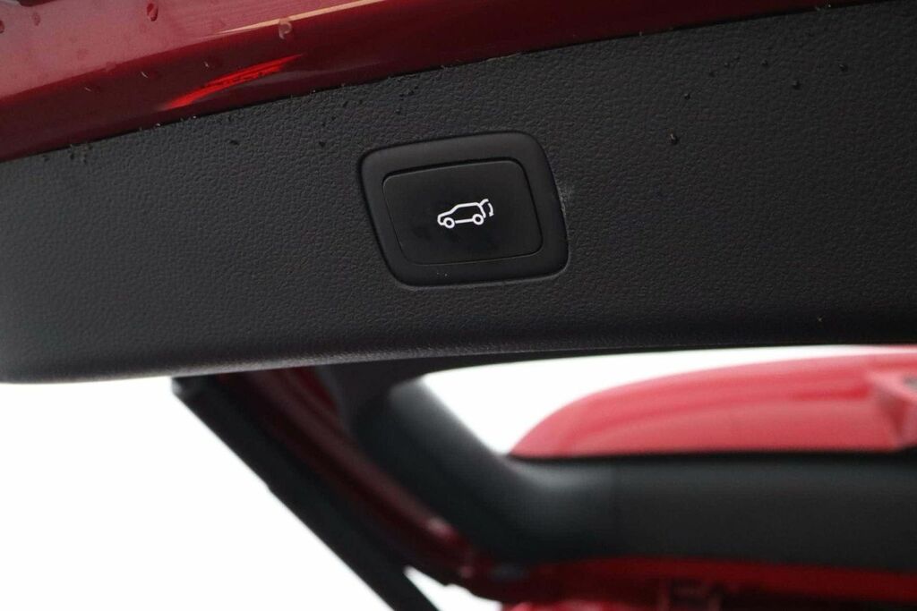MG HS 1.5 T-gdi Excite Red #26