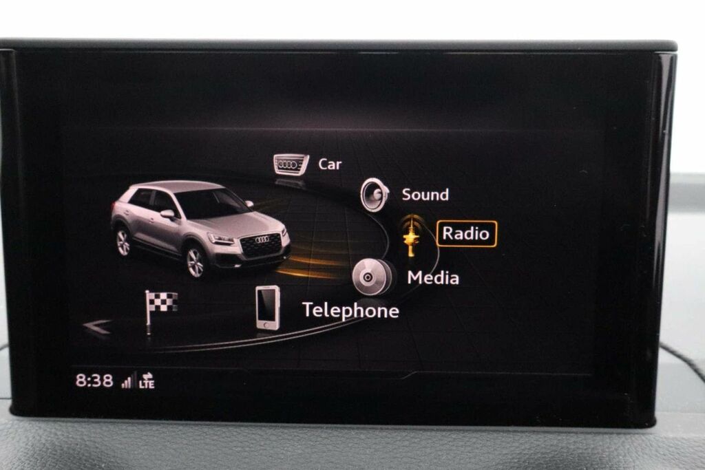 Audi Q2 30 Tdi Black Edition  #11