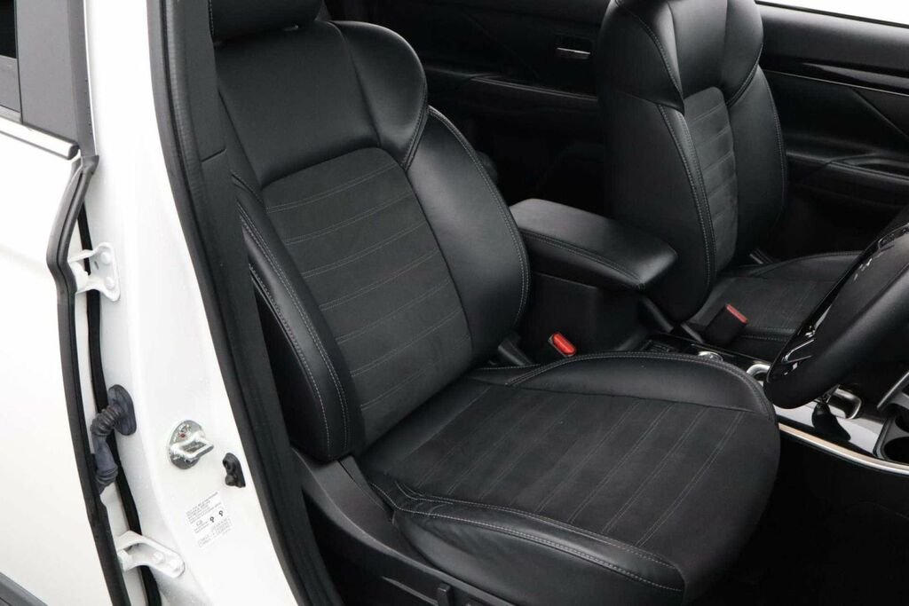 Mitsubishi Outlander Mivec 4 Silver #21