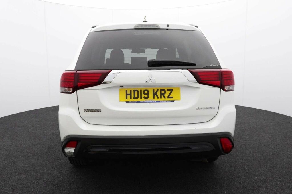 Mitsubishi Outlander 2.0 Outlander Black Cvt 4Wd White #6