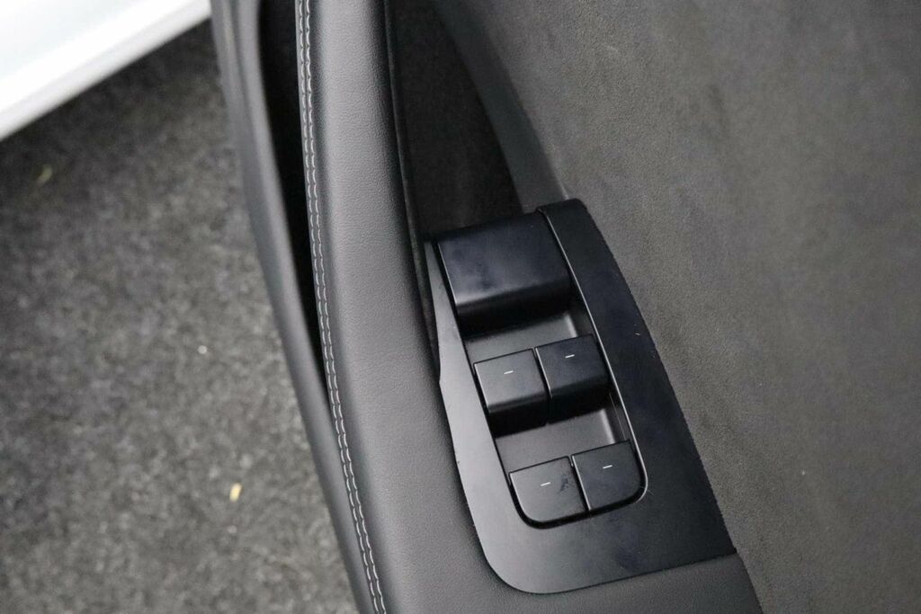 Tesla Model 3 Rwd 245 Ps White #18