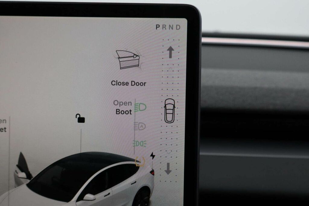 Tesla Model 3 Rwd 245 Ps White #14