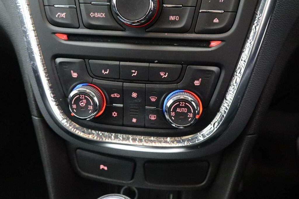 Vauxhall Mokka Black #12