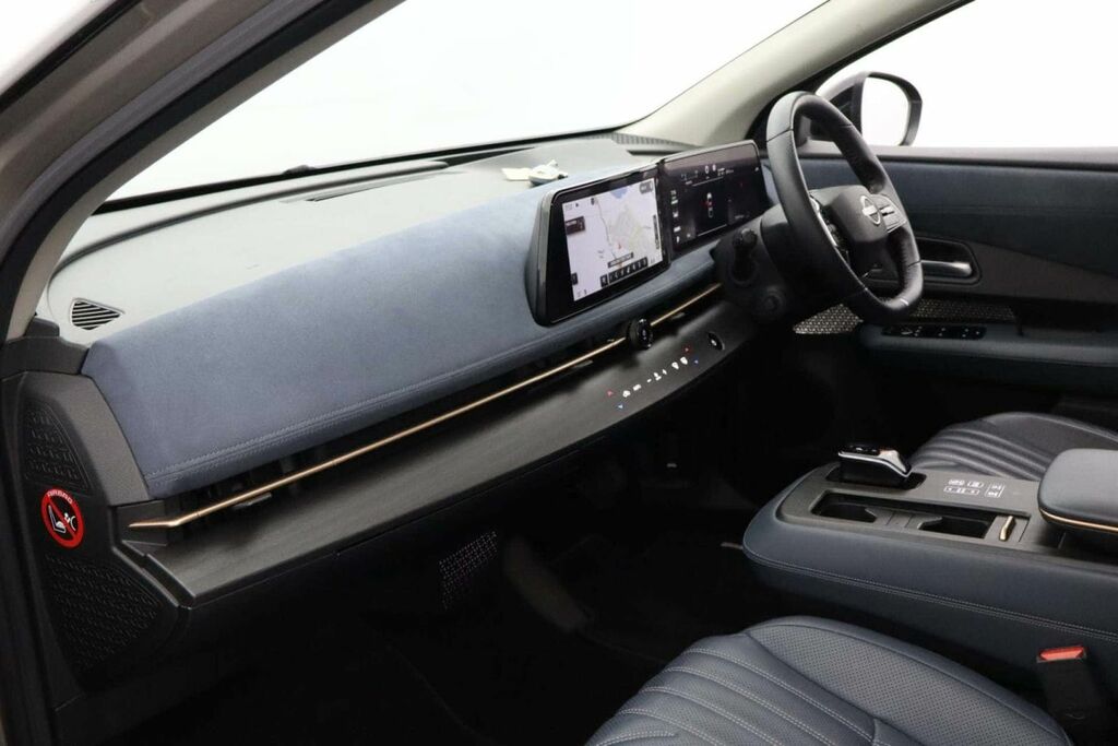Nissan Ariya Evolve Grey #30