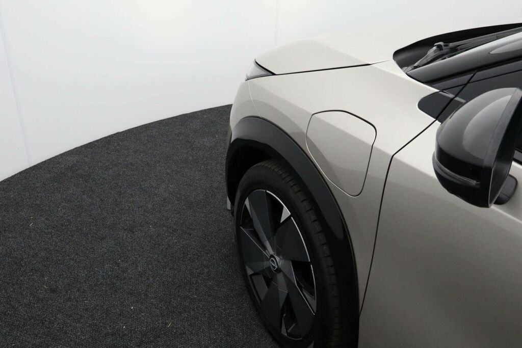 Nissan Ariya Evolve Grey #31