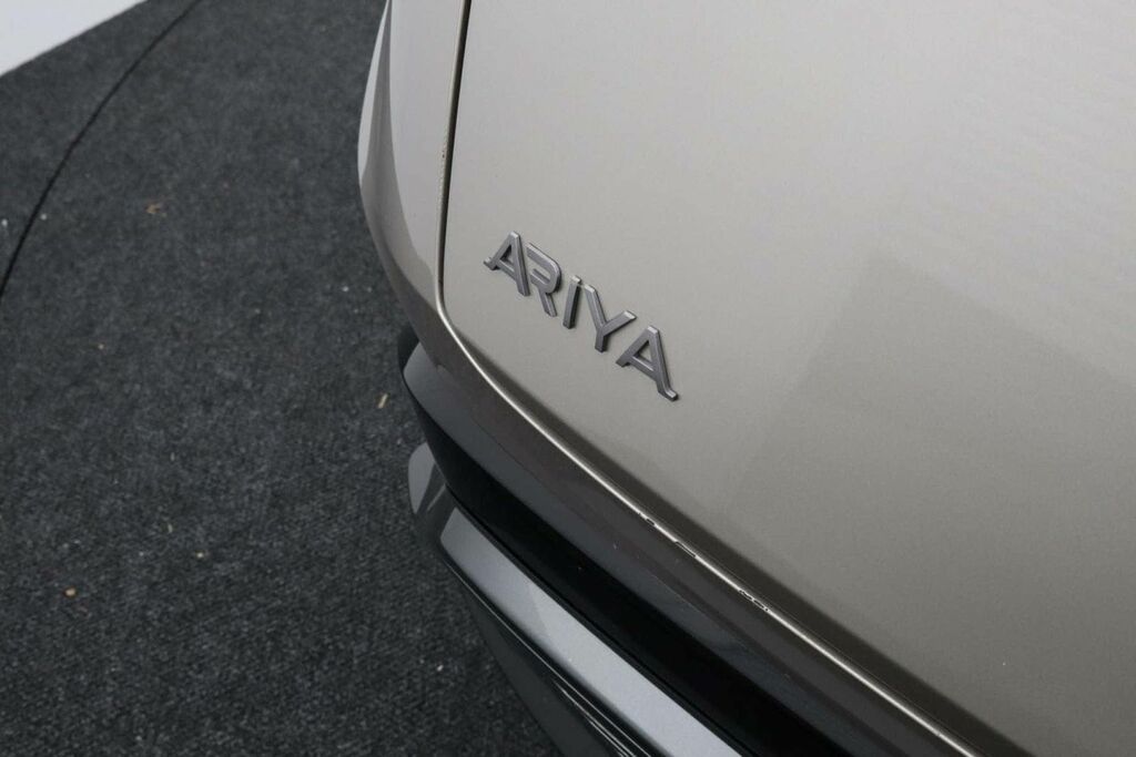 Nissan Ariya Evolve Grey #25