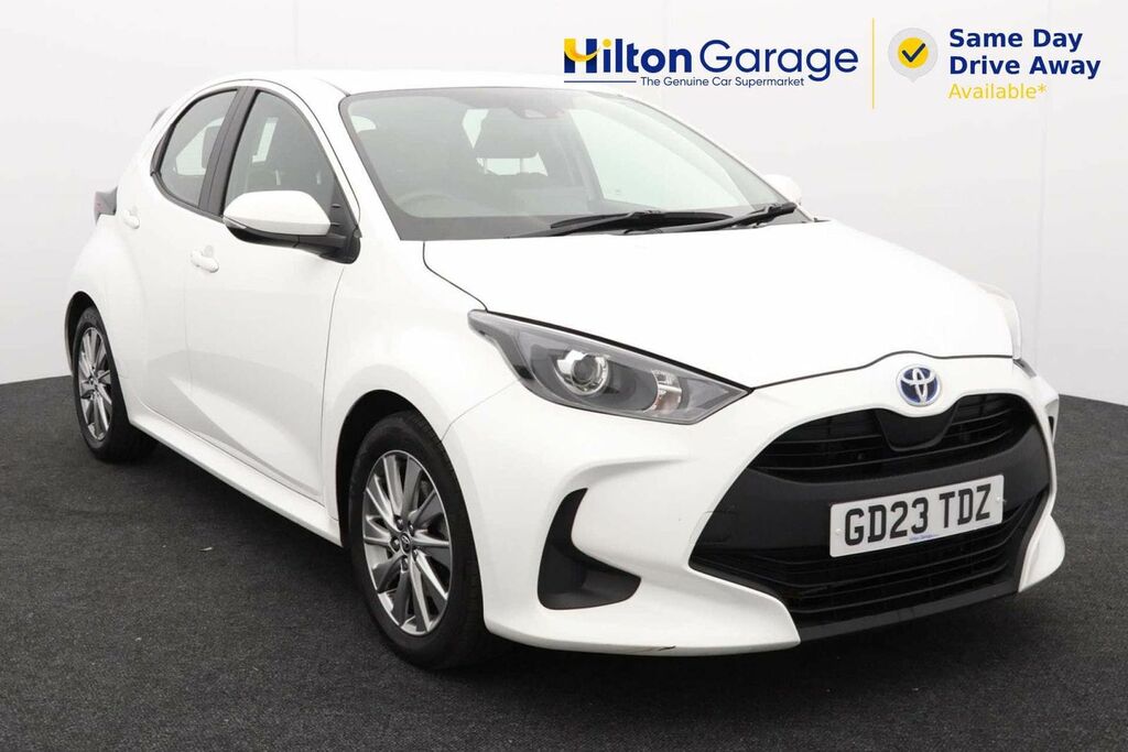Toyota Yaris 1.5 Yaris Icon Hev Cvt White