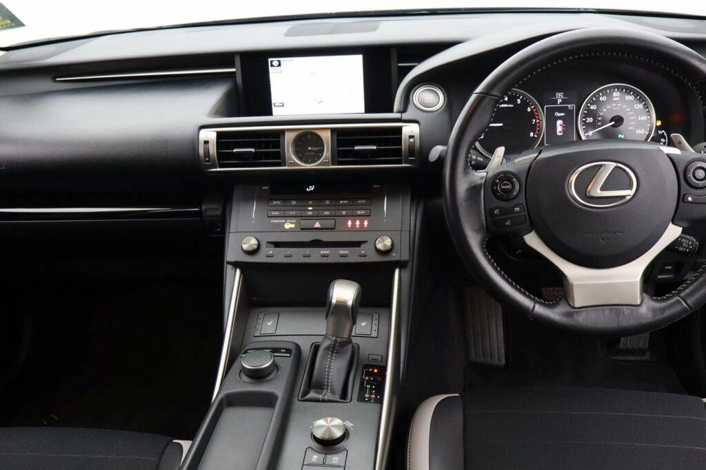 Lexus IS 300H Sport Cvt White #22