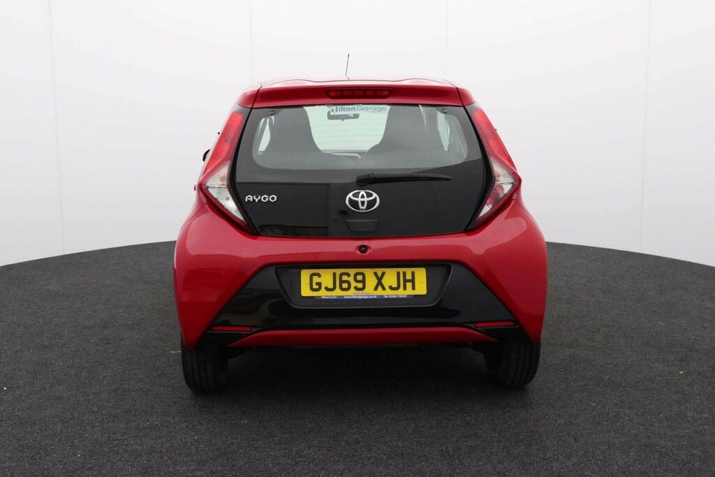 Toyota Aygo X 1.0 Aygo X-play Vvt-i Red #6