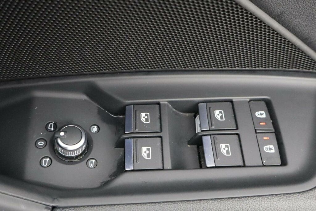 Audi A3 1.4 Sportback Tfsi E Sport 202 Bhp Black #21