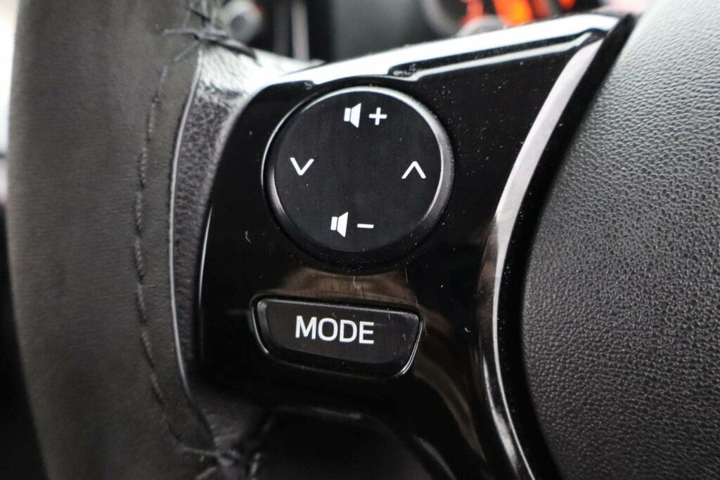 Toyota Aygo X X-clusiv 3 Grey #15