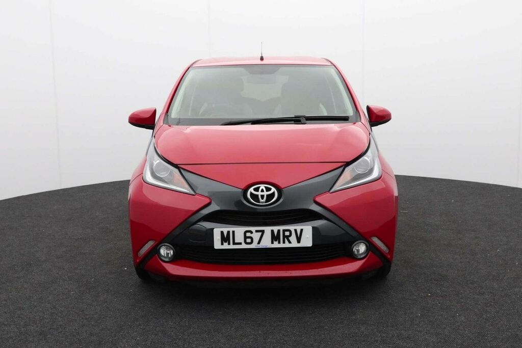 Toyota Aygo X 1.0 Aygo X-style Vvt-i Cvt Red #2