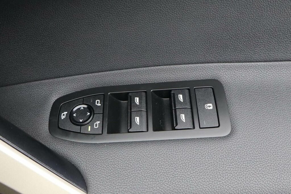 BMW iX M Sport Edition Black #19