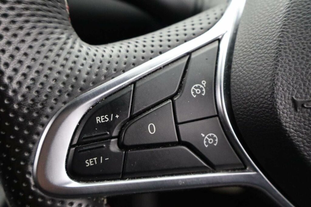 Renault Clio 1.0 Tce 90 Iconic White #18