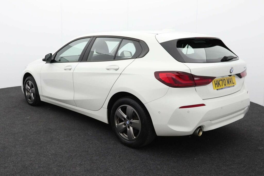 BMW 1 Series 1.5 118I Se White #5