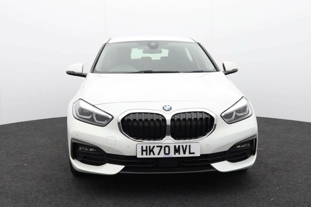 BMW 1 Series 1.5 118I Se White #2
