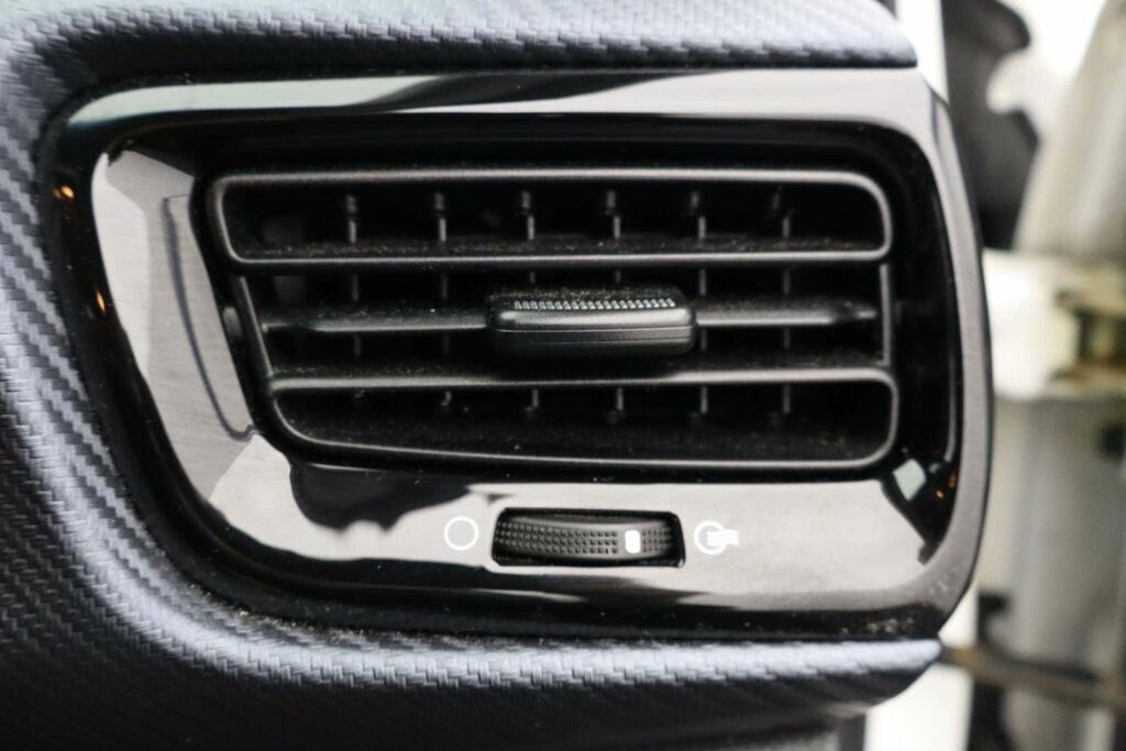 Kia RIO 1.4 2 Hatchback Black #20