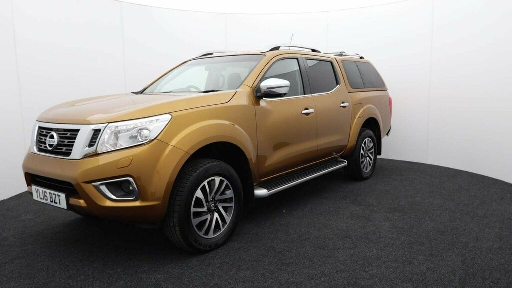 Nissan Navara 2.3 Np300 Navara Tekna Dci 4Wd Yellow #3