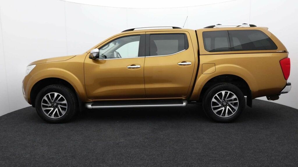 Nissan Navara 2.3 Np300 Navara Tekna Dci 4Wd Yellow #4