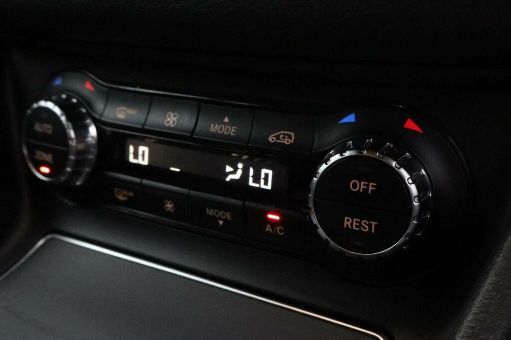 Mercedes-Benz GLA Class Gla 200 Se Executive Grey #16