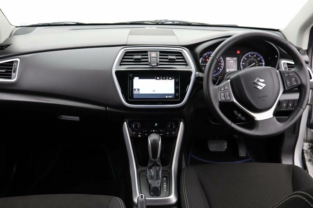 Suzuki SX4 S Cross Black #27