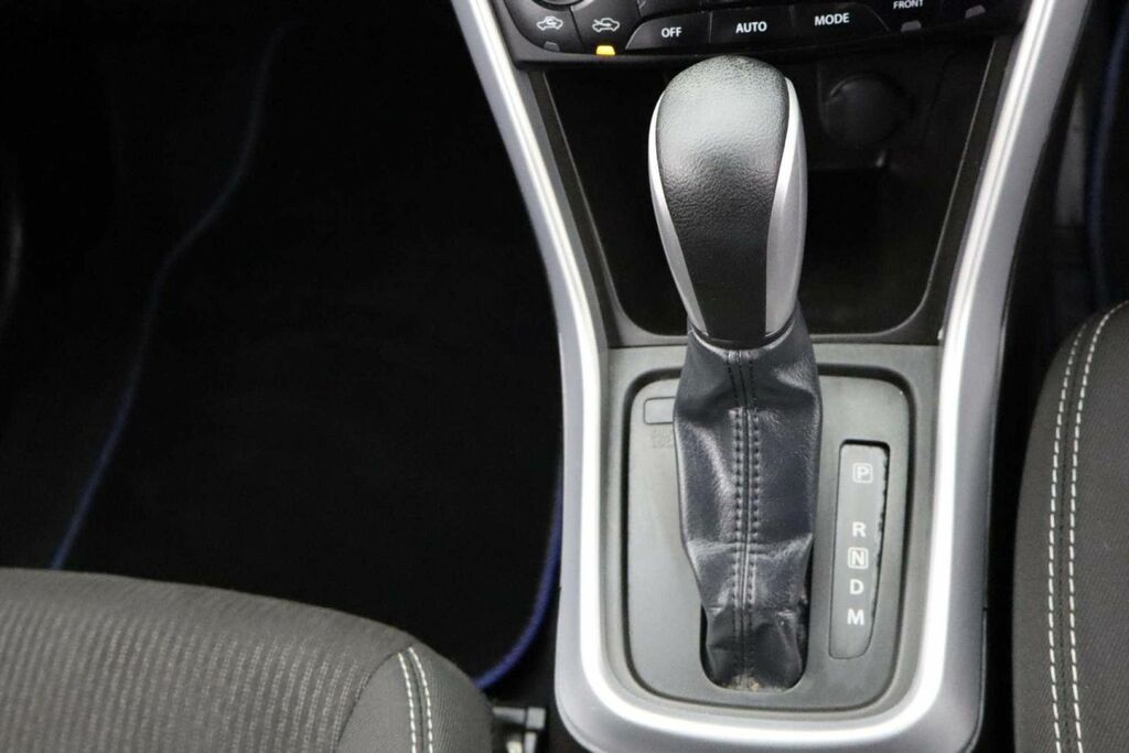 Suzuki SX4 S Cross Black #16