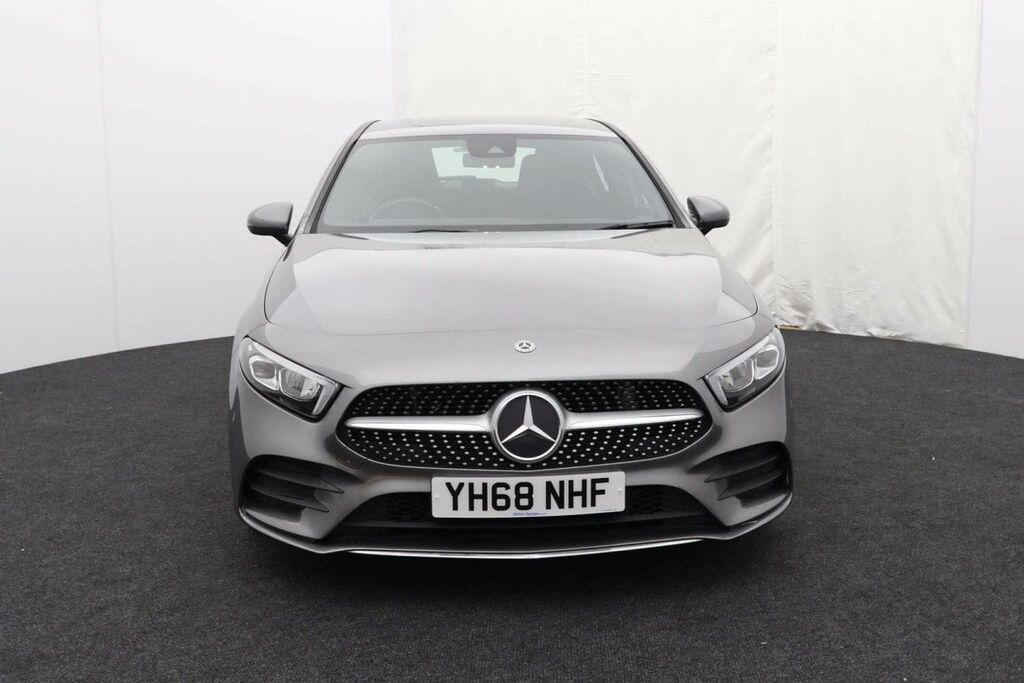 Mercedes-Benz A Class 1.3 A 200 Amg Line Executive Grey #2