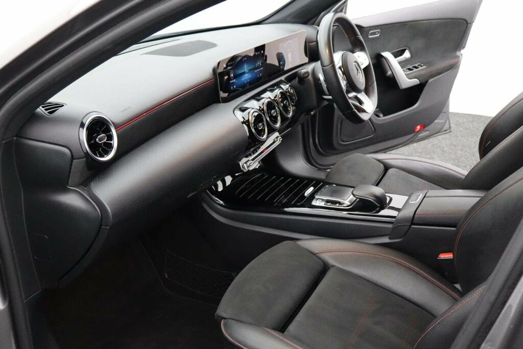 Mercedes-Benz A Class A 180 Amg Line Executive D Red #29