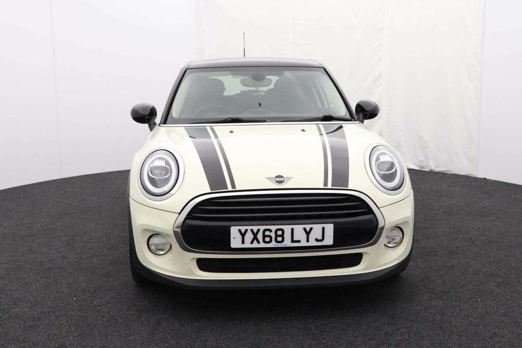 Mini Hatch 1.5 Cooper White #2