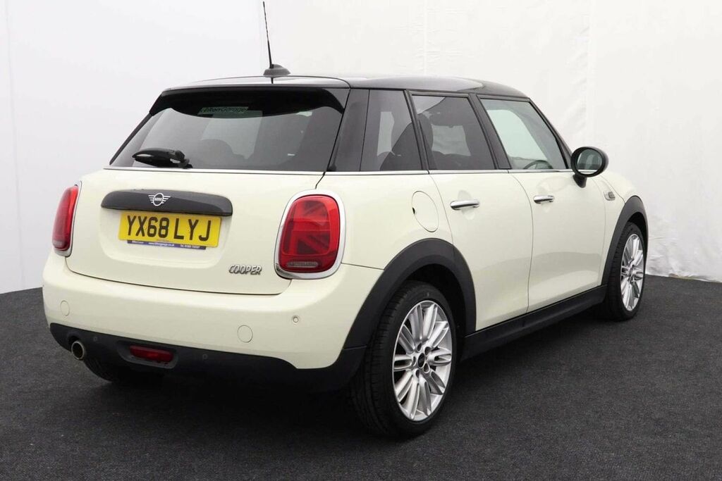 Mini Hatch 1.5 Chili Pack 17In Alloys Media Pack XL Black #7