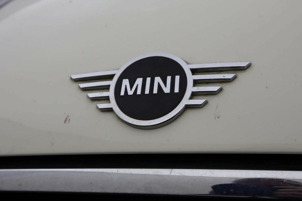 Mini Hatch 1.5 Chili Pack 17In Alloys Media Pack XL Black #32