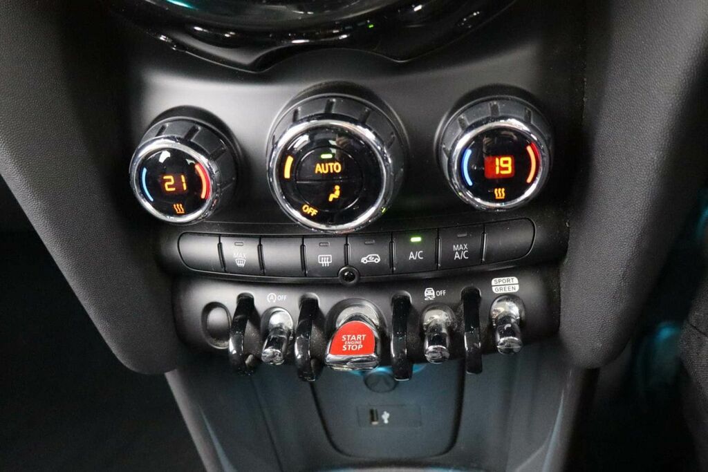 Mini Hatch 1.5 Chili Pack 17In Alloys Media Pack XL Black #15
