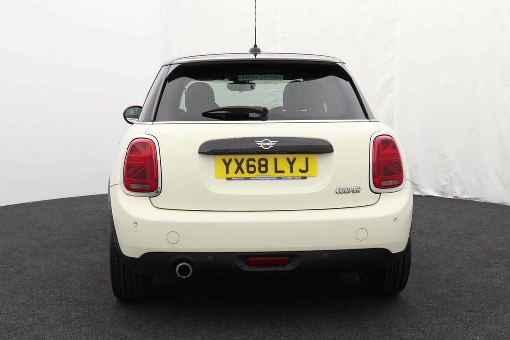 Mini Hatch 1.5 Cooper White #6