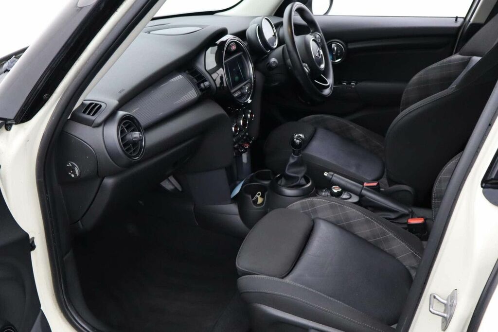 Mini Hatch 1.5 Chili Pack 17In Alloys Media Pack XL Black #28