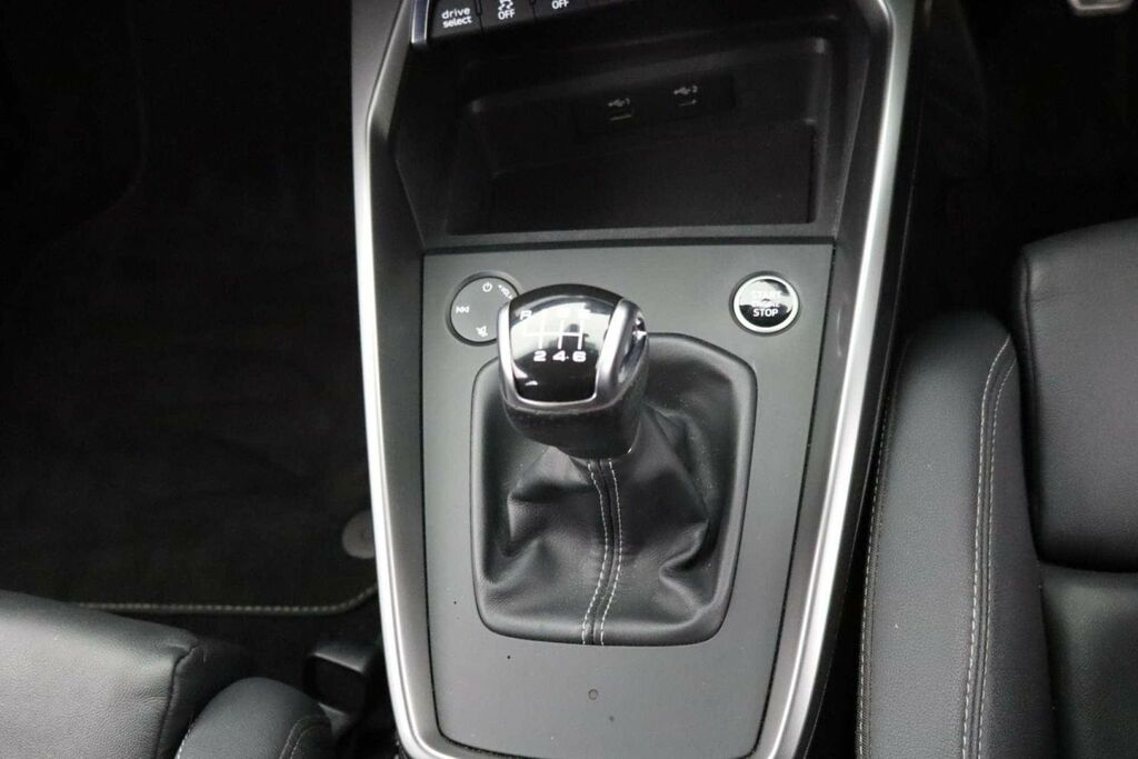 Audi A3 35 Tfsi Sport S Tronic  #15