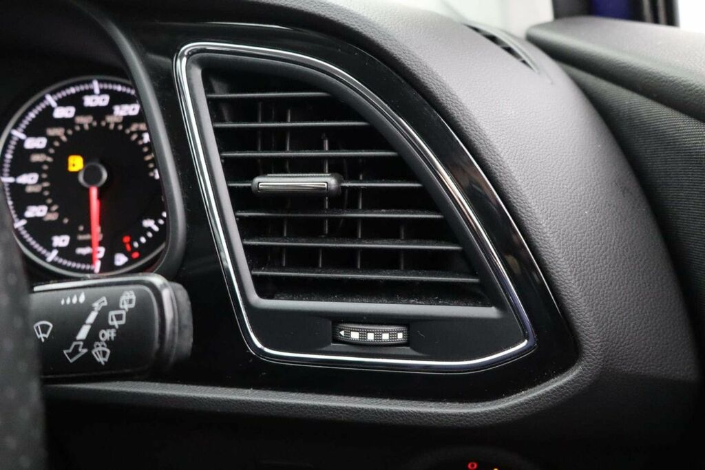 Seat Leon 1.5 Tsi Evo 150 Fr Black Edition Ez Dsg Red #21