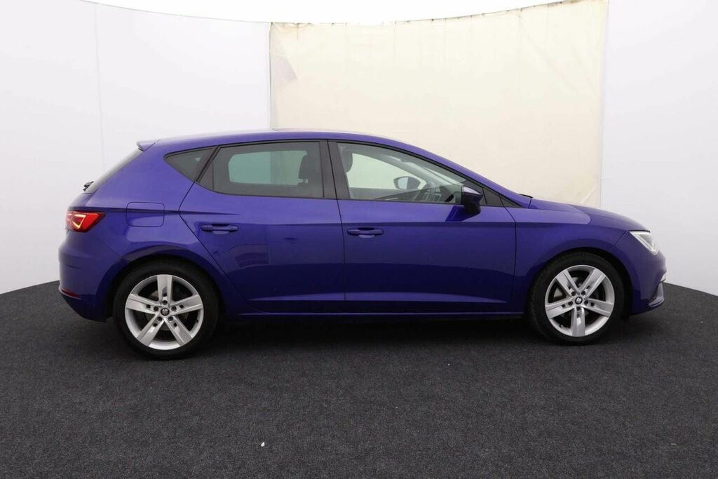 Seat Leon 1.5 Tsi Evo 150 Fr Black Edition Ez Dsg Red #8